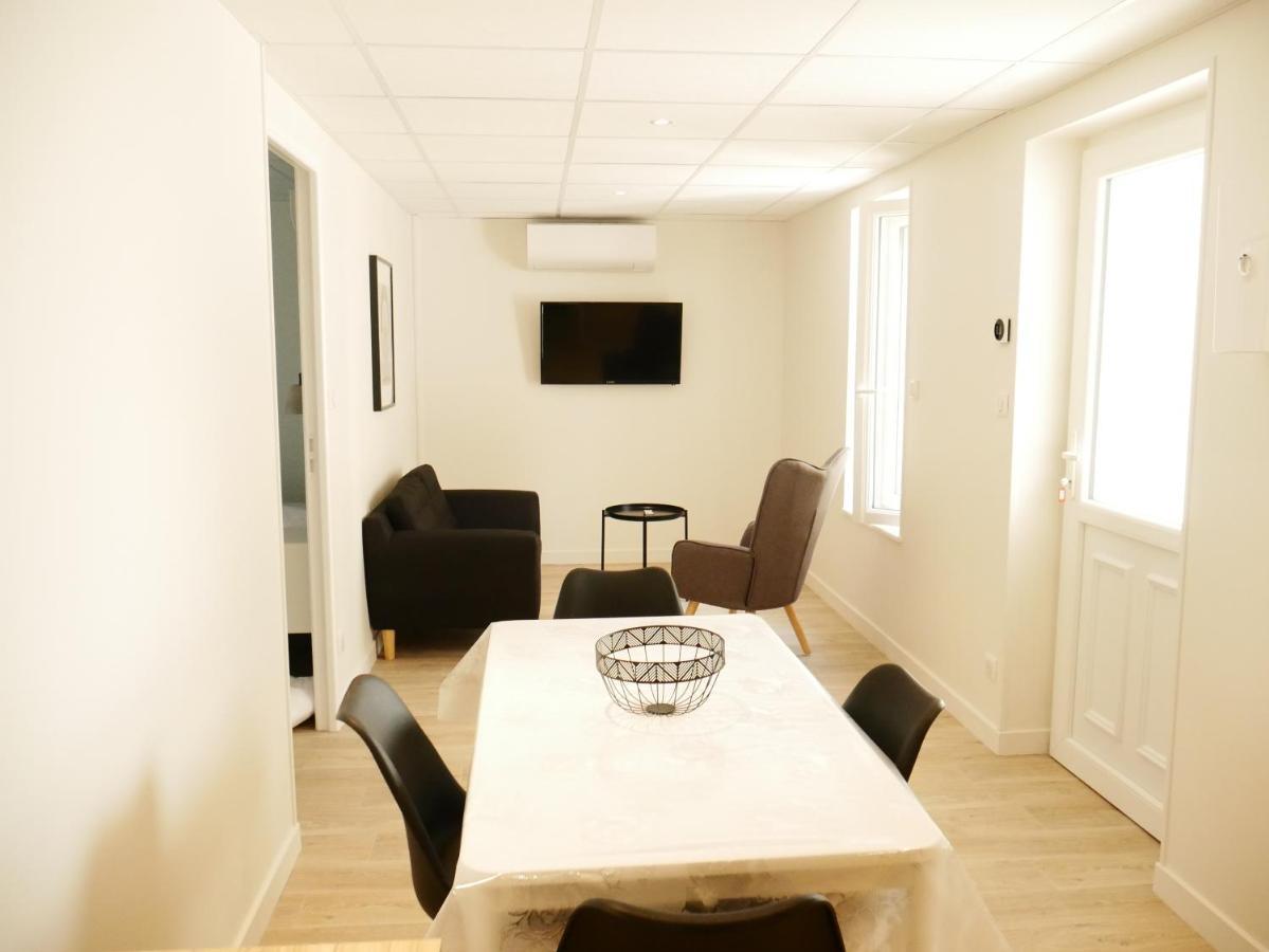 Appartement Avec Chambre - Entree Spa Incluse Bourbon-Lancy Kültér fotó